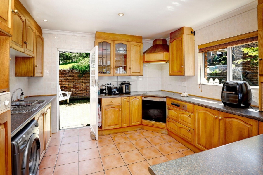 4 Bedroom Property for Sale in Welgemoed Western Cape